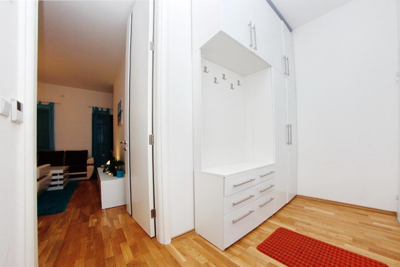 Apartamento Apartman Centar- Free Parking Sarajevo Exterior foto
